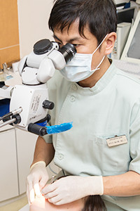重度の虫歯に対する精密根管治療