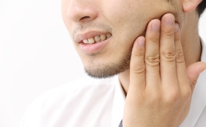 痛みは重い歯周病のサイン